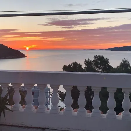 Villa Loula Apartment II Poros Town Exterior photo